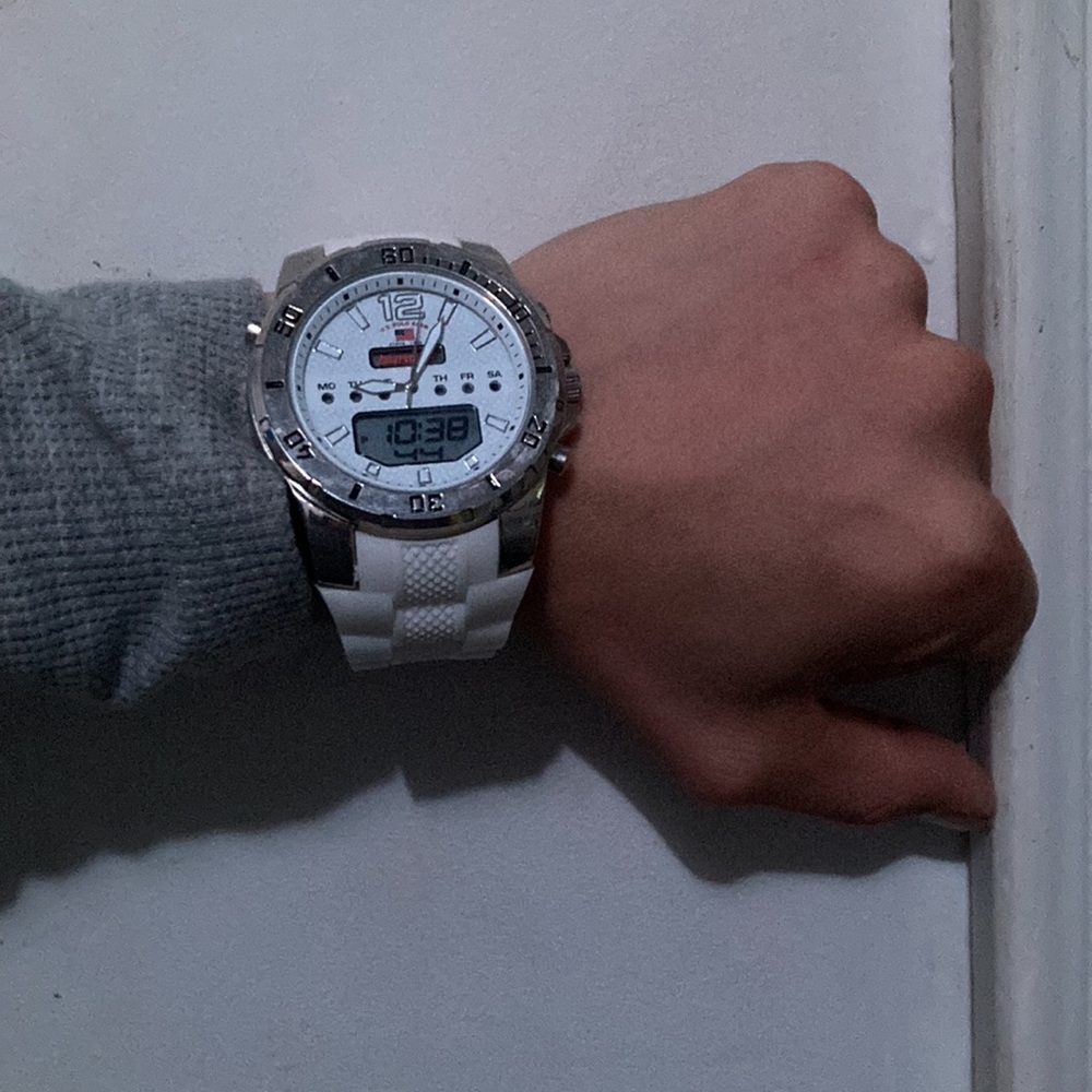 Polo Watch - Picture 5 of 5